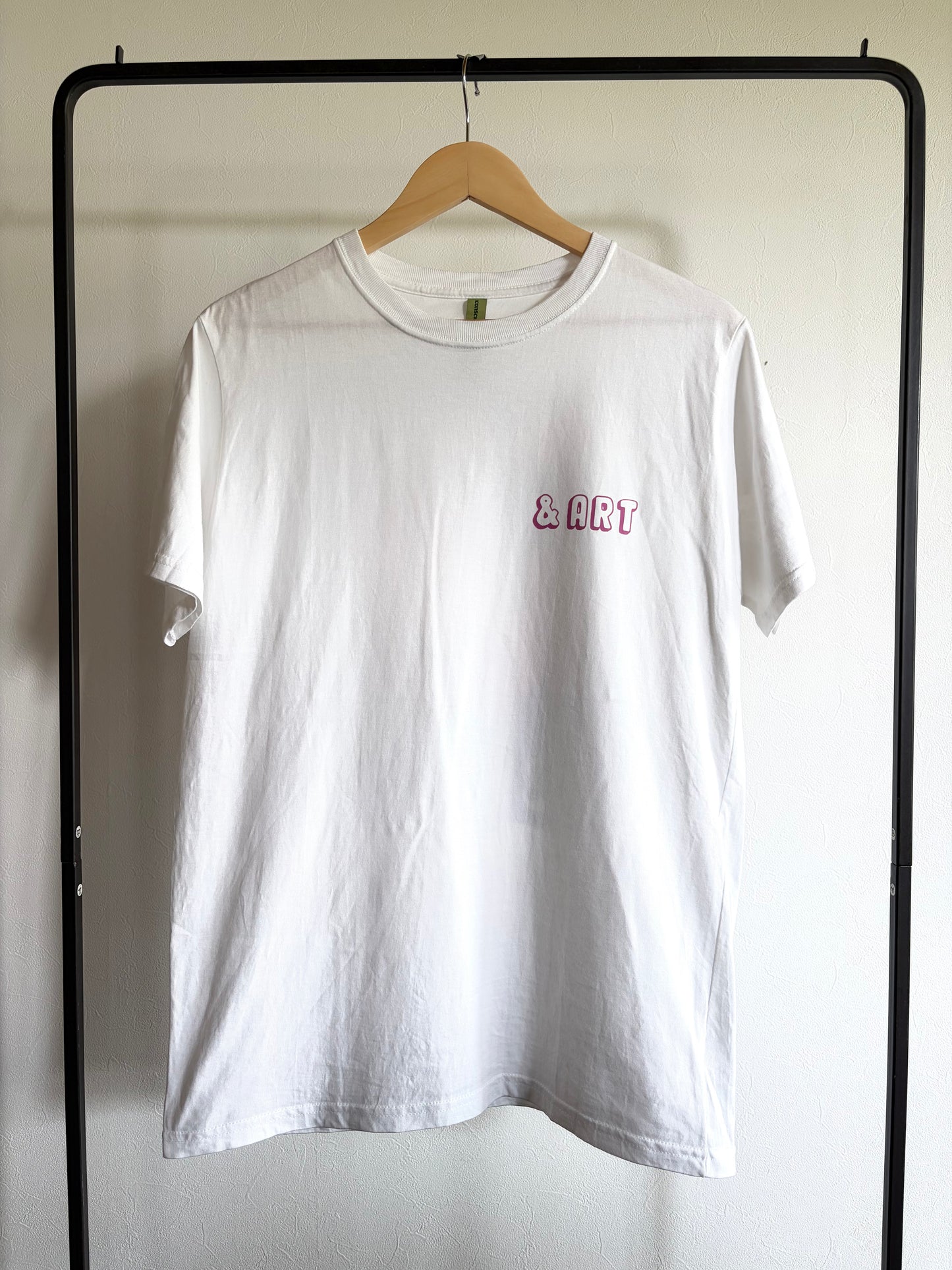 Imprimé japonais Ecovero / O.Cotton UNISEX Tshirt 'Dog In A Hat' Y