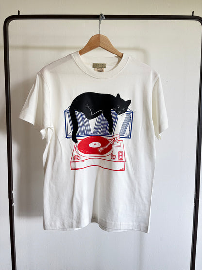 8月中旬お届け予定 オーガニックコットンTシャツ 'Music & relax'