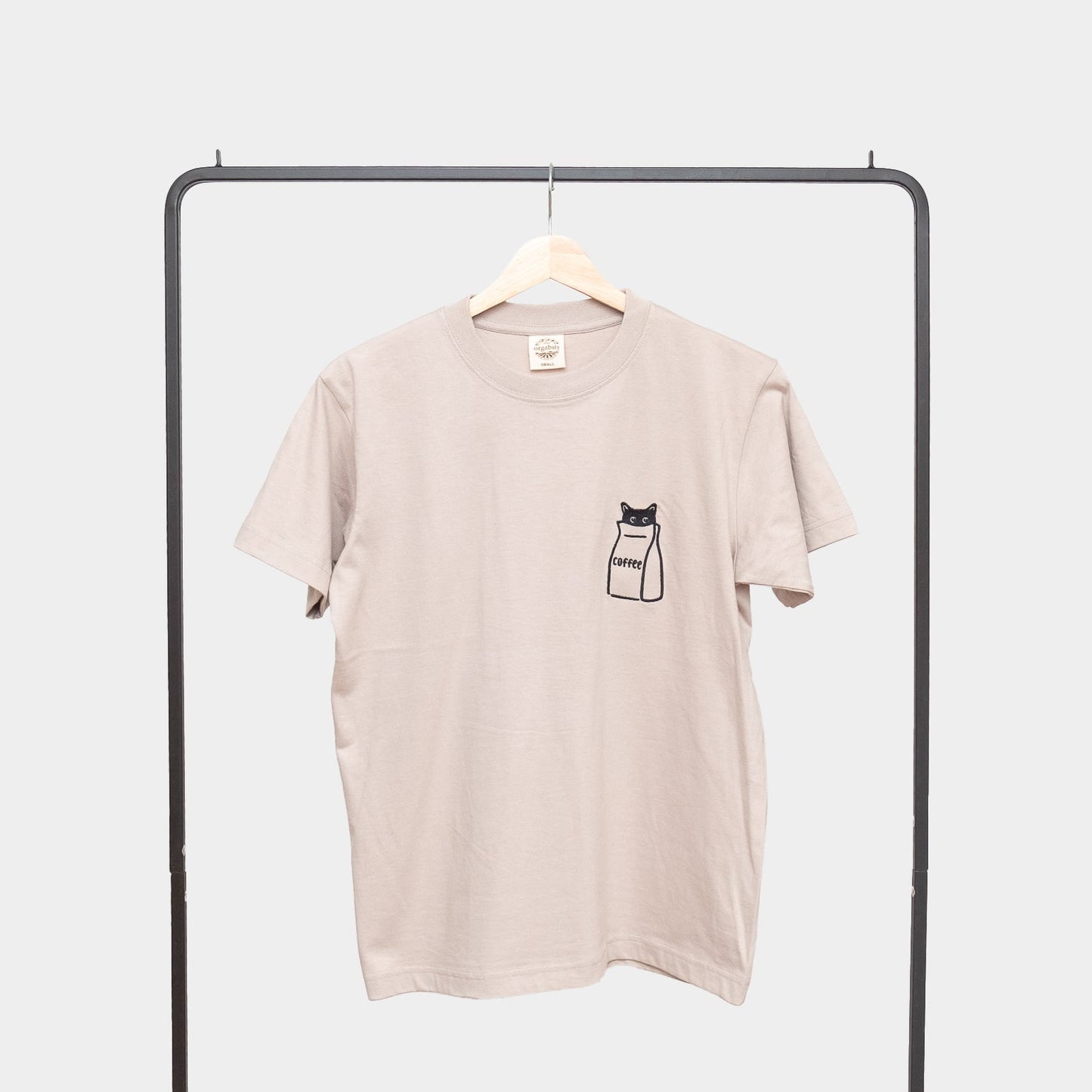 8月中旬ごろお届け予定 Organic Cotton UNISEX 刺繍 Tshirt 'Coffee Cat'