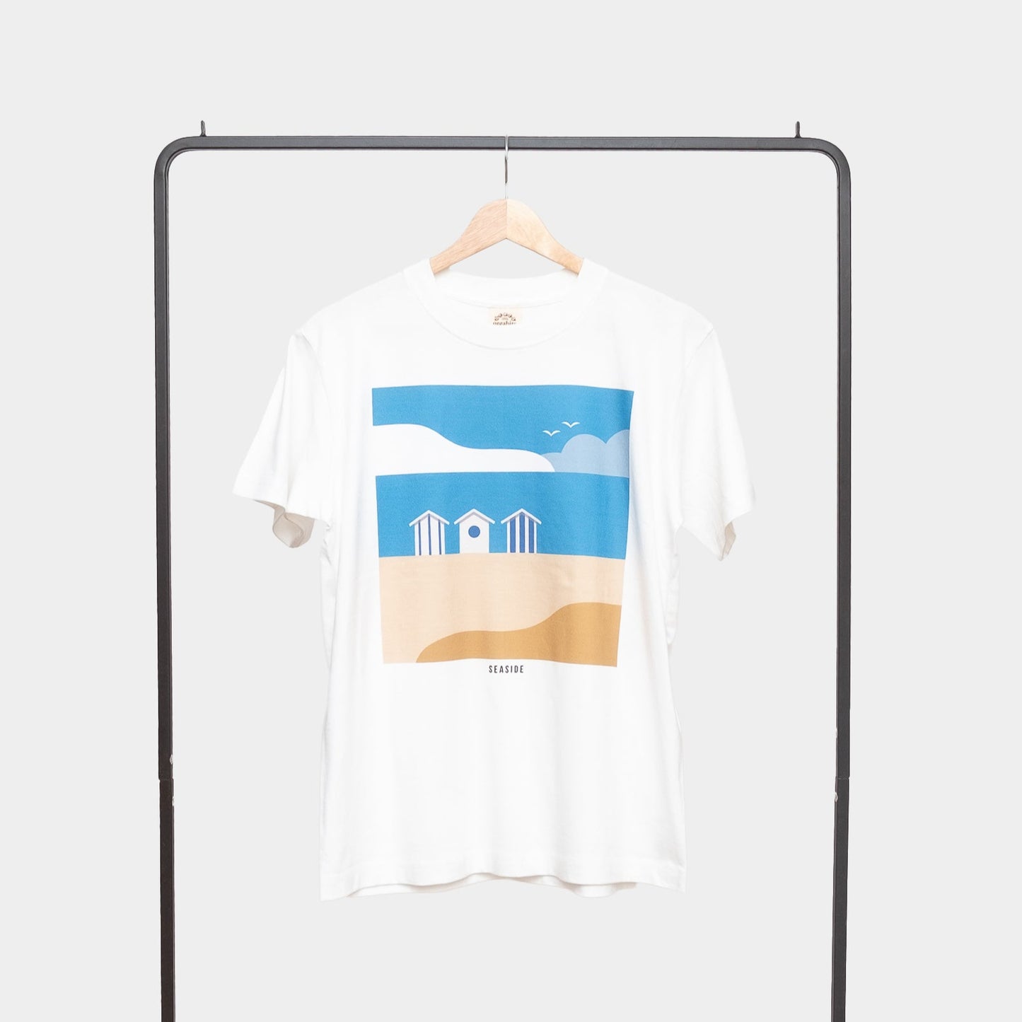 Sサイズのみ オーガニックコットンのTシャツ 'Beach Huts'