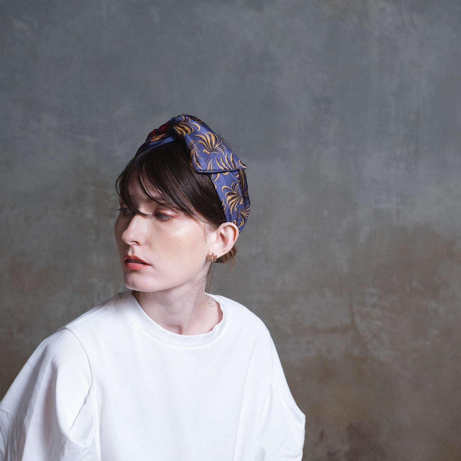 Japanese Printed Silk headband 'Pearsham' navy ヘッドスカーフ