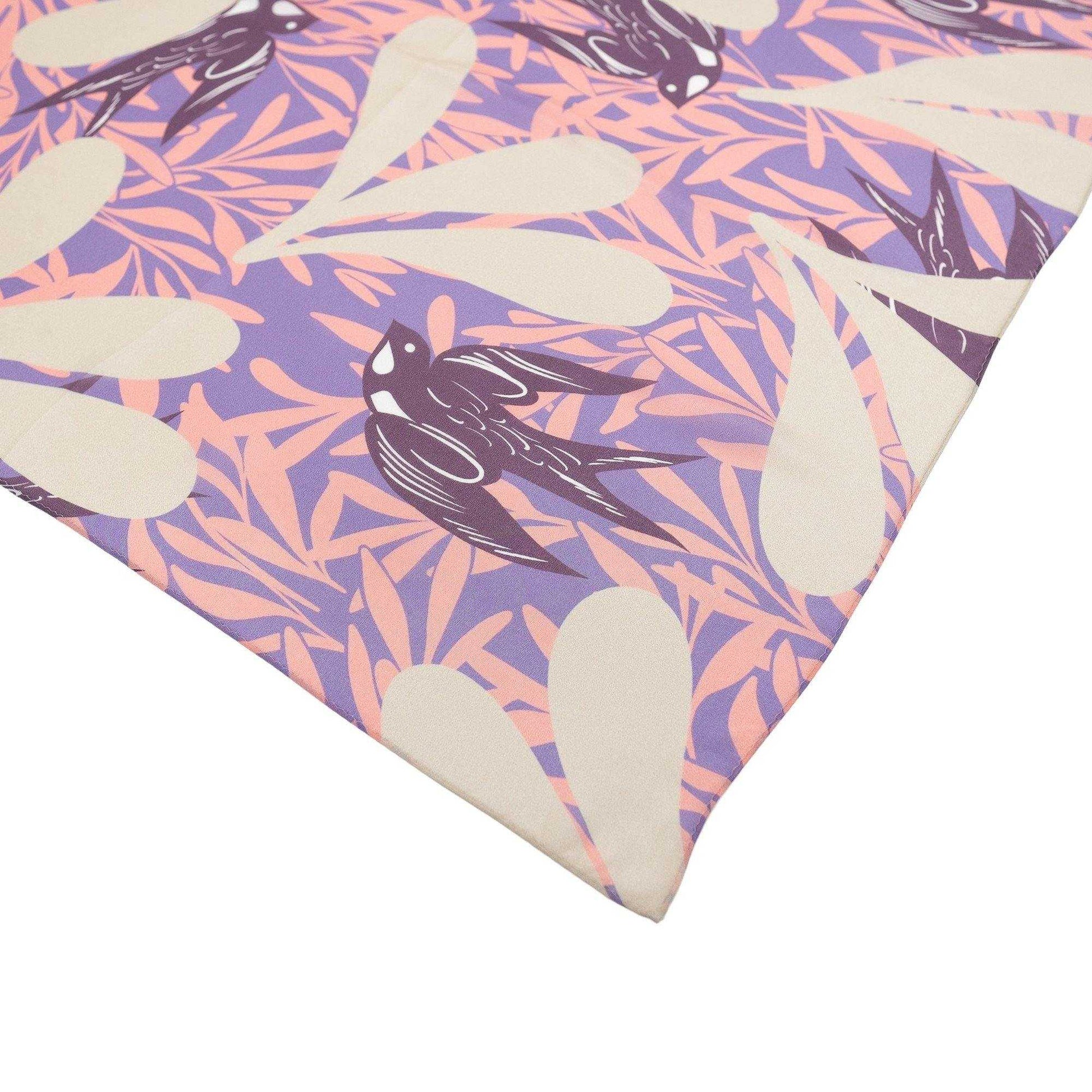 Japanese Printed Silk 'Swift Swallows' Pink リング付きミニスカーフ