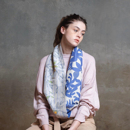Japanese Printed Silk 'Highgate' Blue ループスカーフ | YARN&COPPER