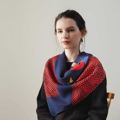 Japanese Merino Wool 'Running Hens' navy 正方形スカーフ | YARN&COPPER