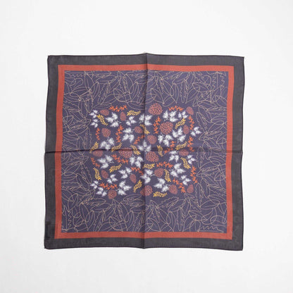 Japanese Printed Silk 'Wiltshire' navy  8リング付きミニスカーフ